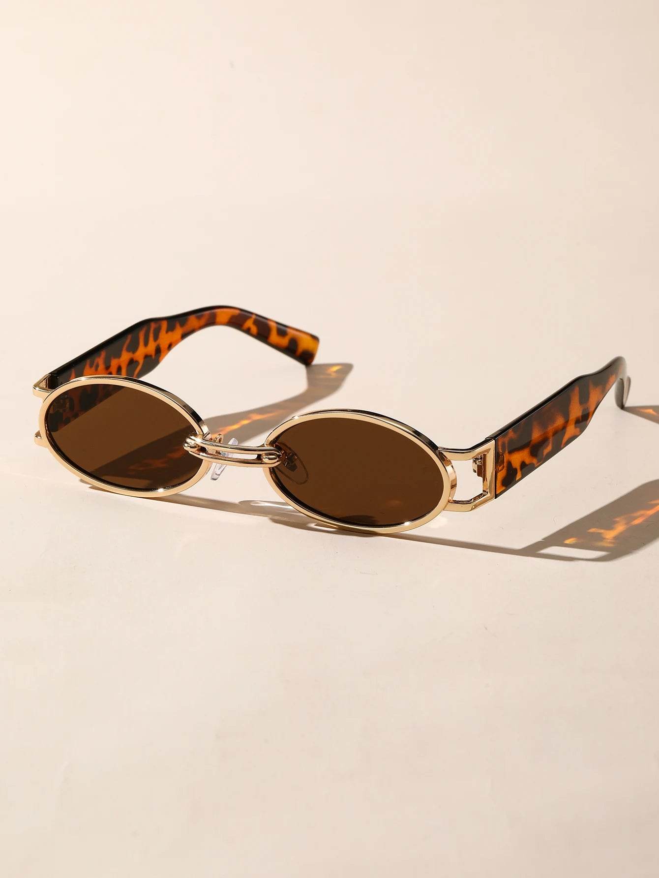 Gold Oval Retro Sunglasses - Image 19